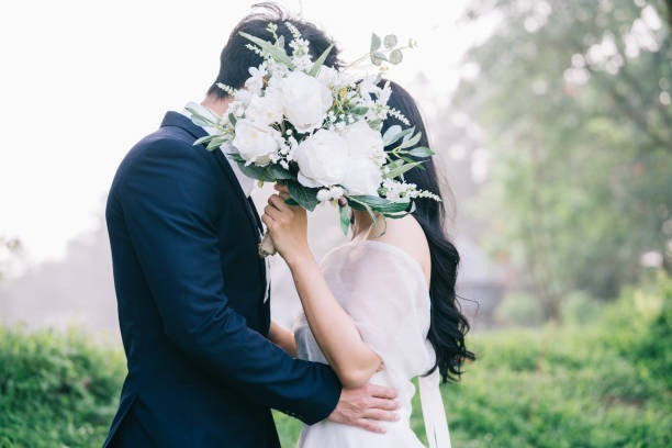 tips sebelum menikah, pola pikir sebelum nikah, persiapan pernikahan sehat, komunikasi dalam pernikahan, menikah karena cinta, esensi menikah, pasangan muda, pernikahan islami, edukasi pranikah, hubungan suami istri sehat